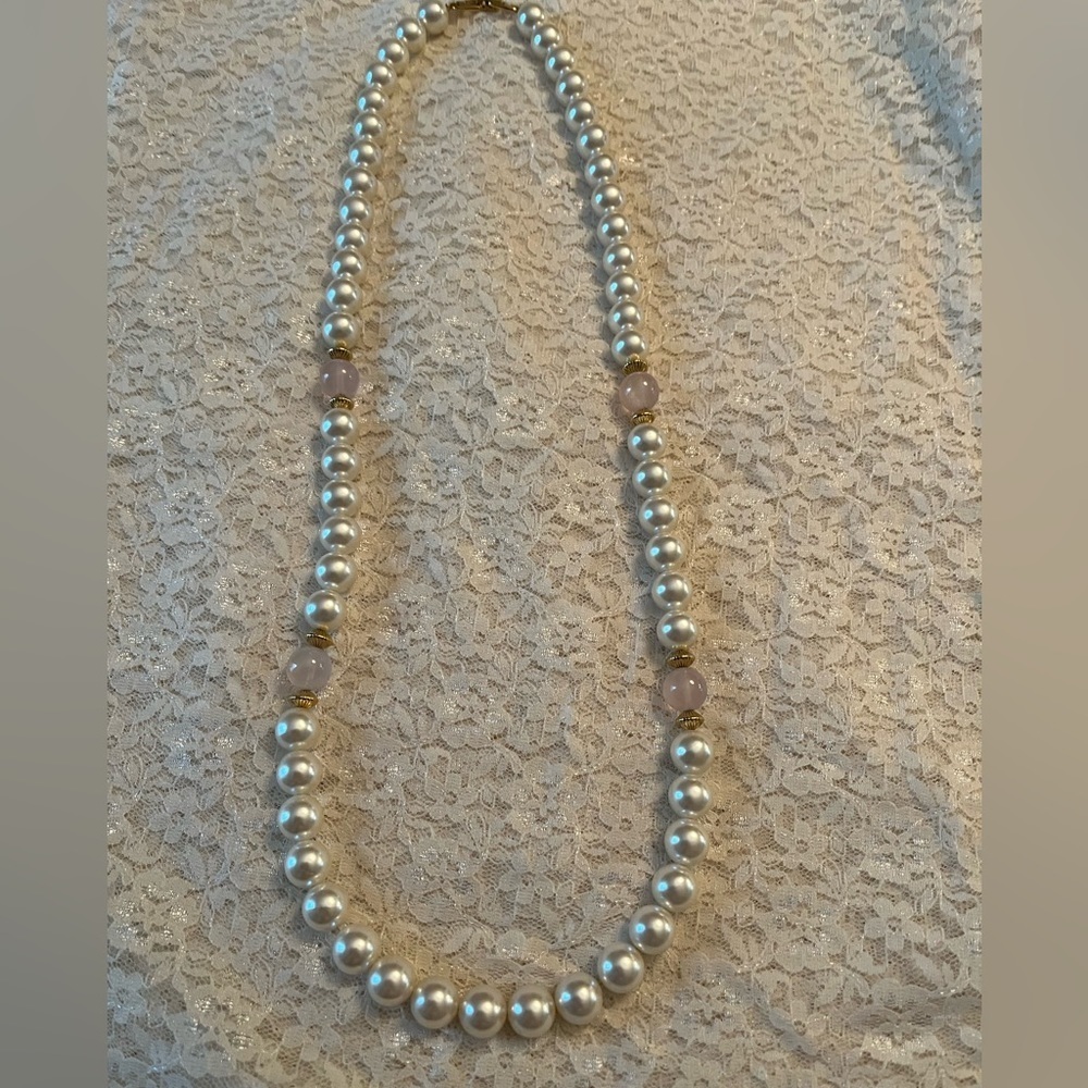 Napier/vintage pink rose, quartz, gold pearl necklace